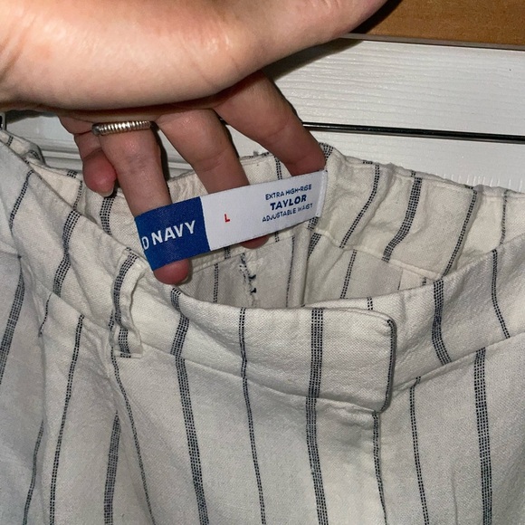 Old Navy Striped Extra High Rise Shorts Large - Picture 2 of 3
